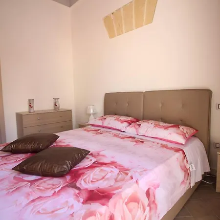 Holiday home Casa Claudia
